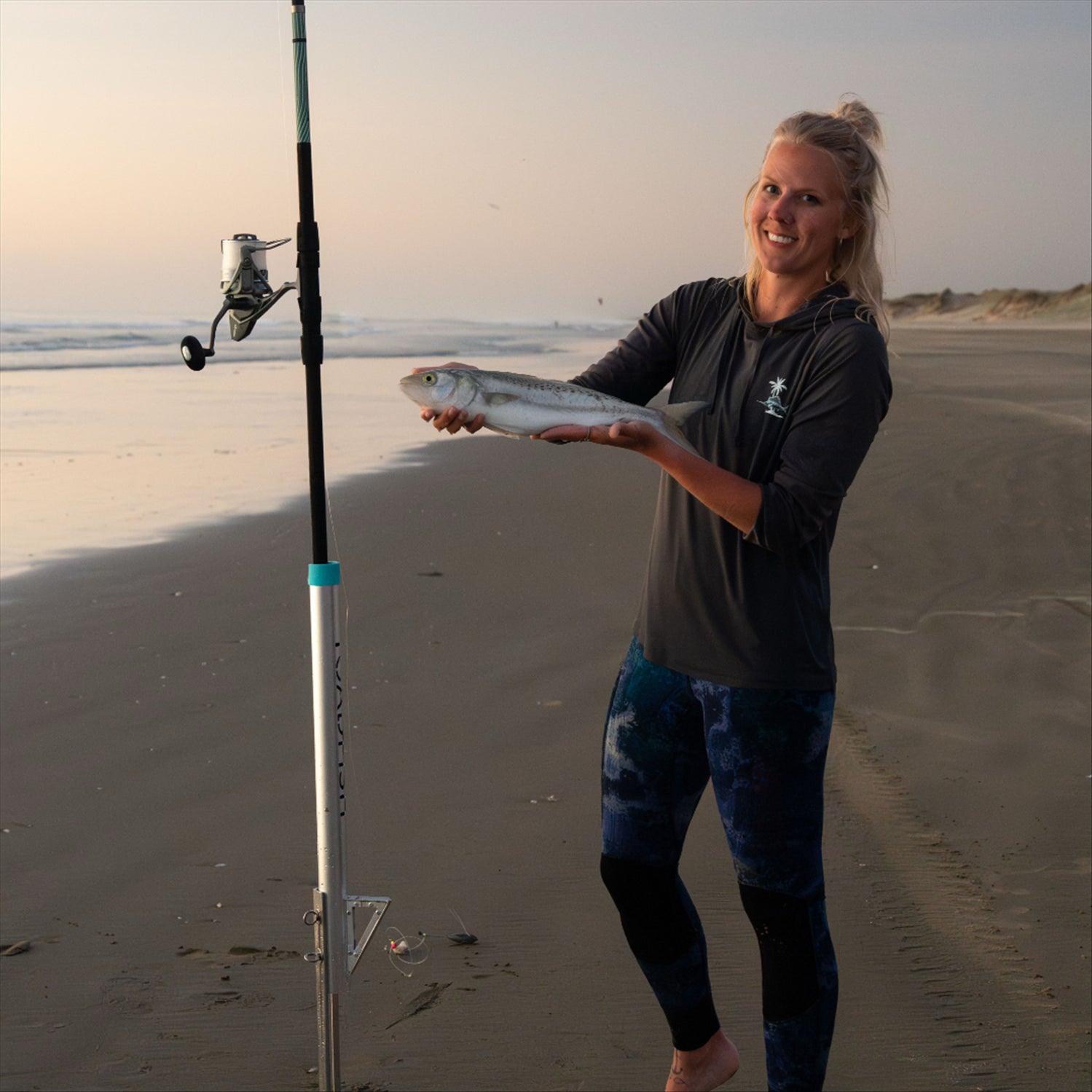 Toadfish Toadfish Stowaway Collapsible Stainless Beach Surf Spike